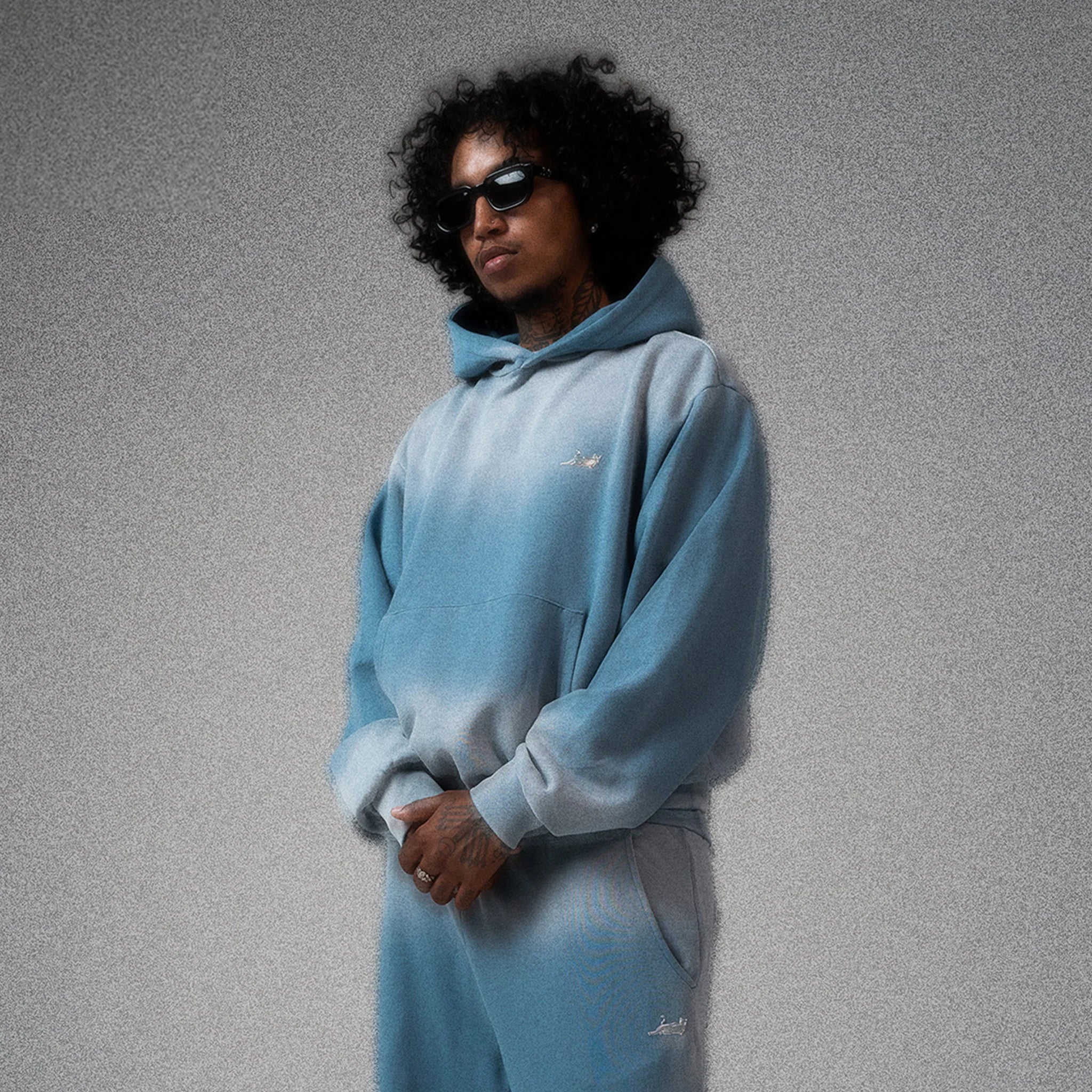 Castanza Hoodie (Light Blue Faded Wash) - Envio 30/10