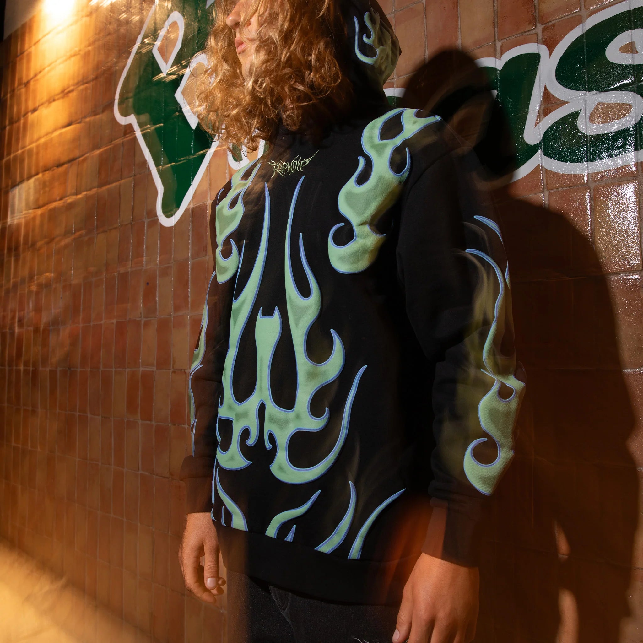 Moletom Ripndip - VOLT HOODIE (BLACK)