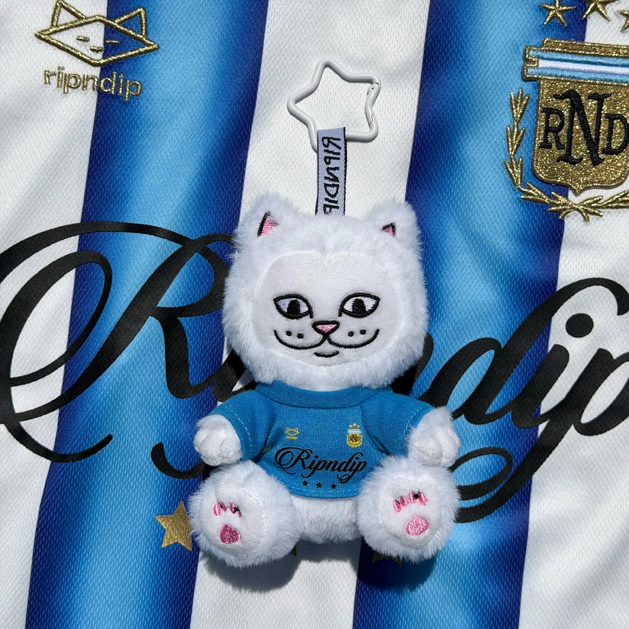 World Champion Nermiee Plush Keychains (Assorted) - Envio 30/10