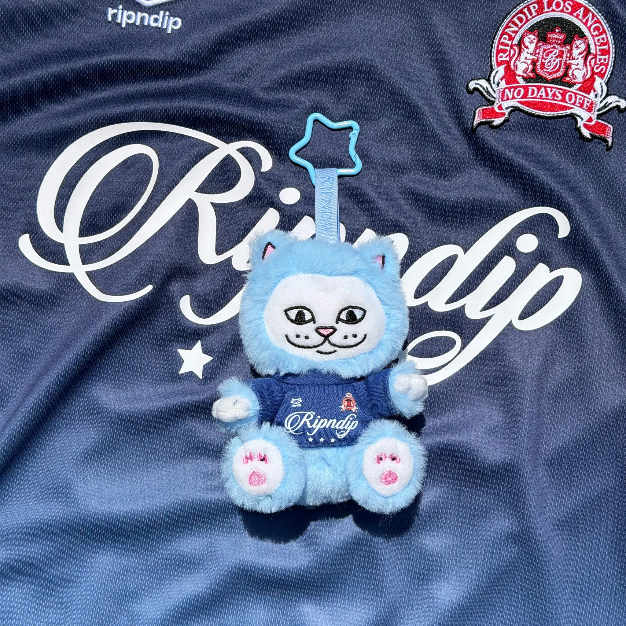 World Champion Nermiee Plush Keychains (Assorted) - Envio 30/10
