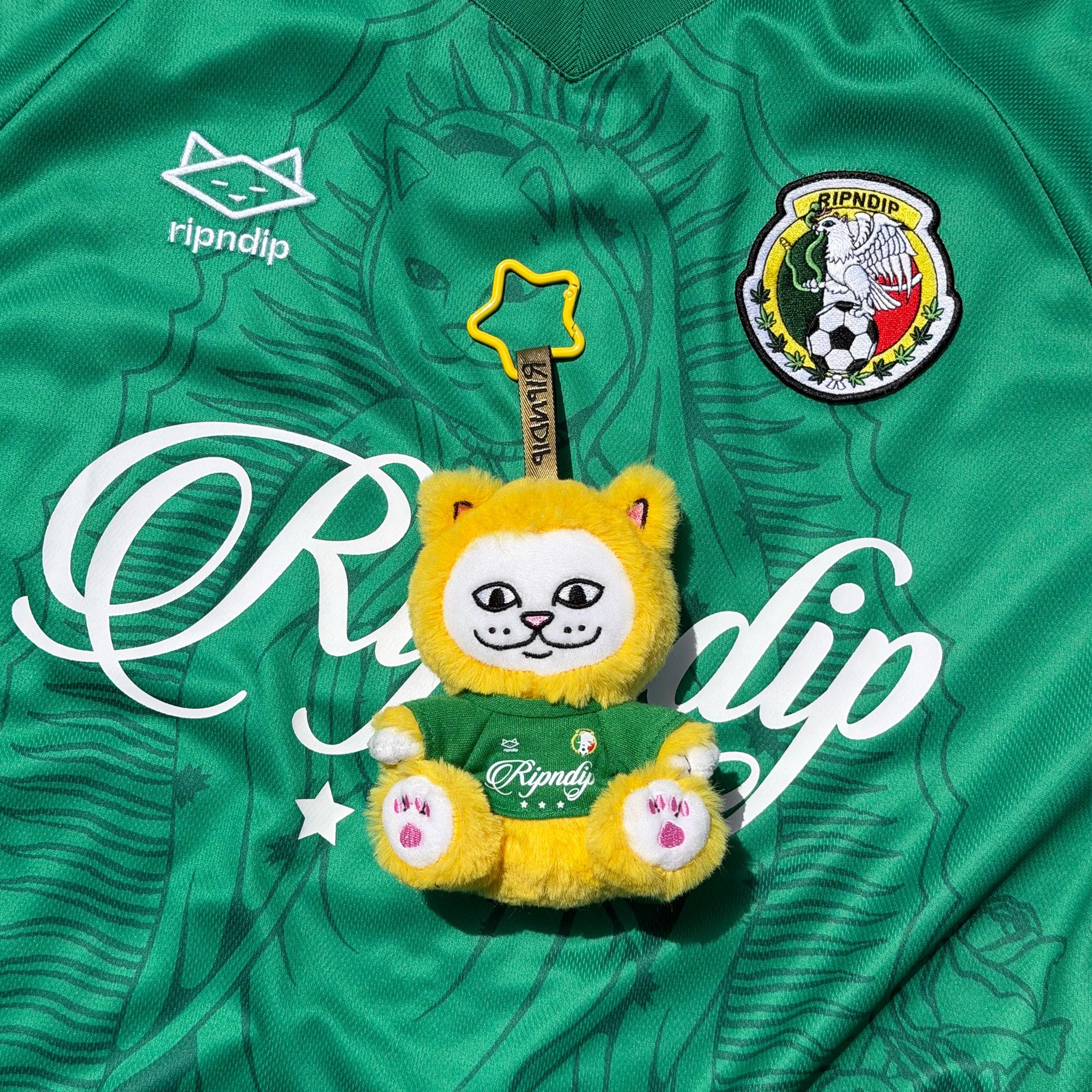 World Champion Nermiee Plush Keychains (Assorted) - Envio 30/10